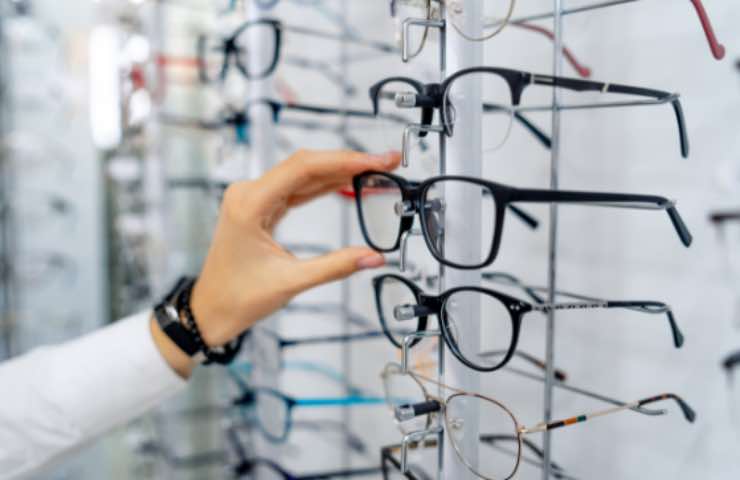 Benefit per acquistare gli occhiali