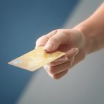 Differenza e caratteristiche della carta di debito, credito e prepagata