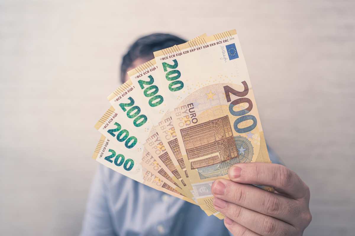 Bonus di 1000 euro per chi perde il lavoro