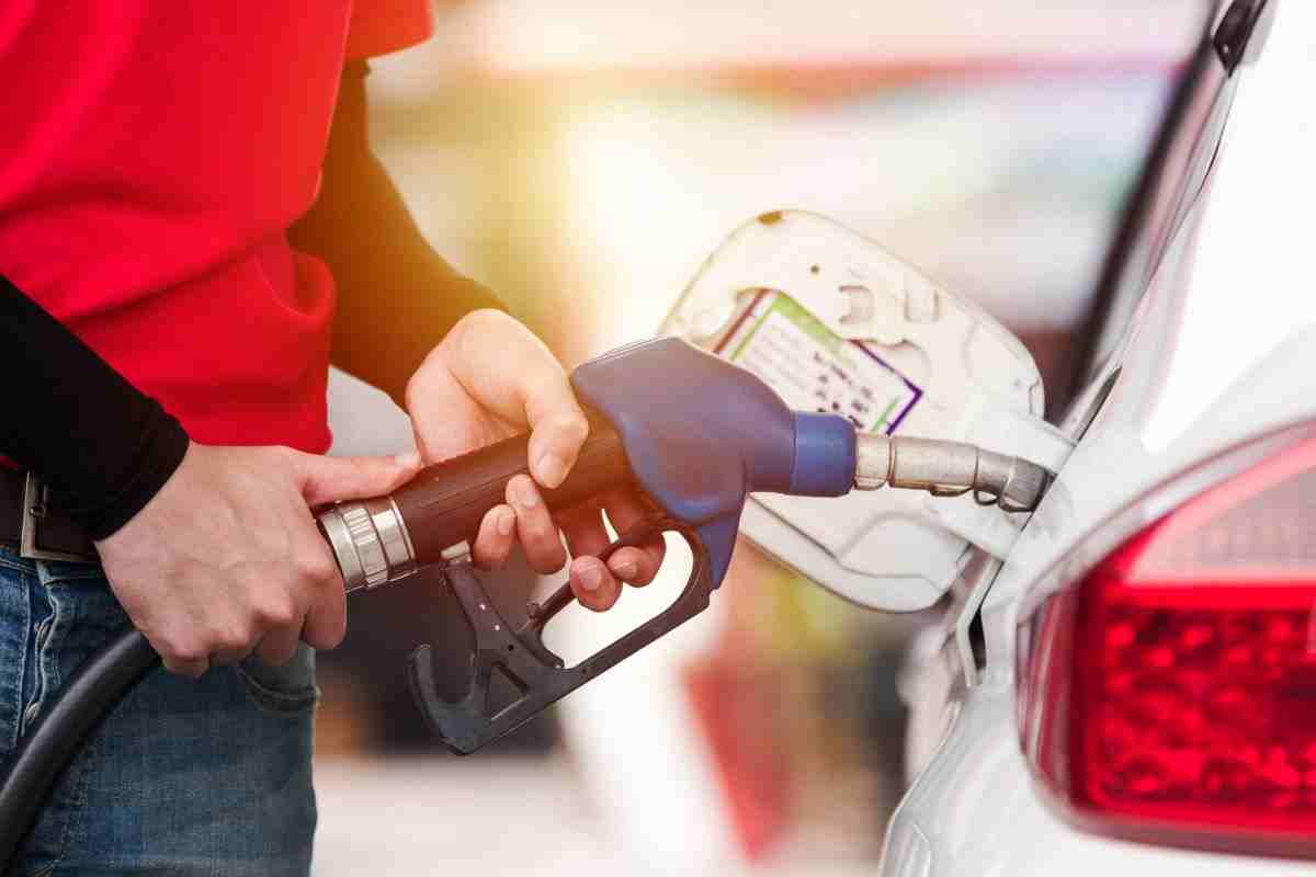 benzina sporca al distributore cosa fare?