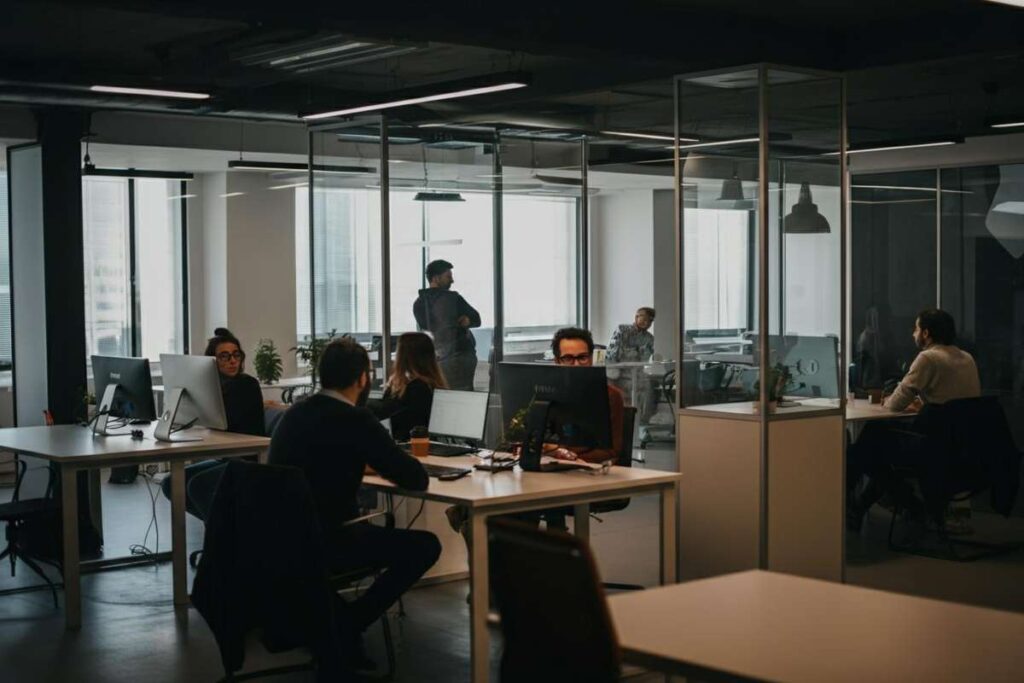 Start-up innovative: il controverso divieto di distribuire utili e il dilemma dei compensi